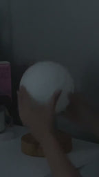 La lampe Lune avec calligraphie