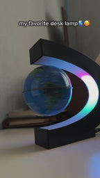 Globe Terrestre en Lévitation